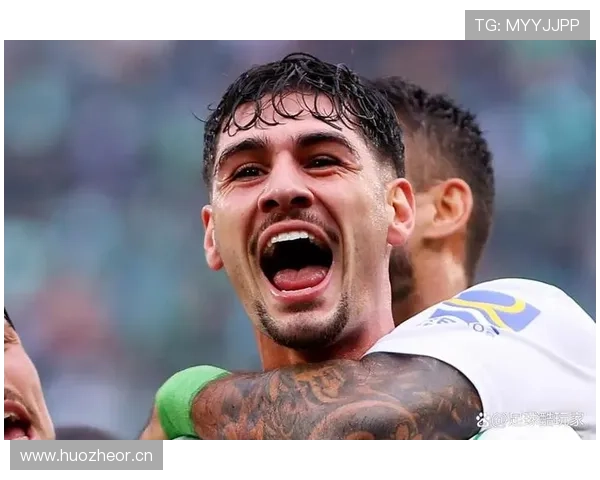 热刺边路主导进攻，中场中路渗透与突破能力尚待提升，影响进攻立体化