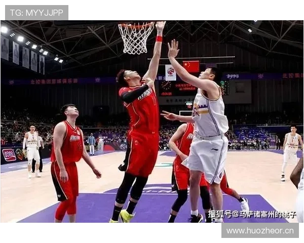 篮球发球干扰规则的详细定义与判定标准